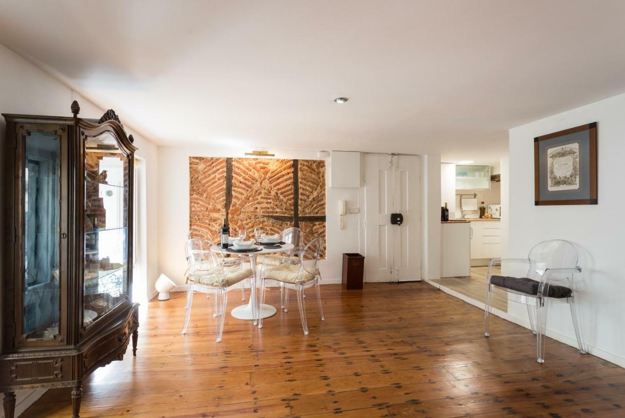 Charming Apartment Travessa Do Alcaide Lizbona Zewnętrze zdjęcie