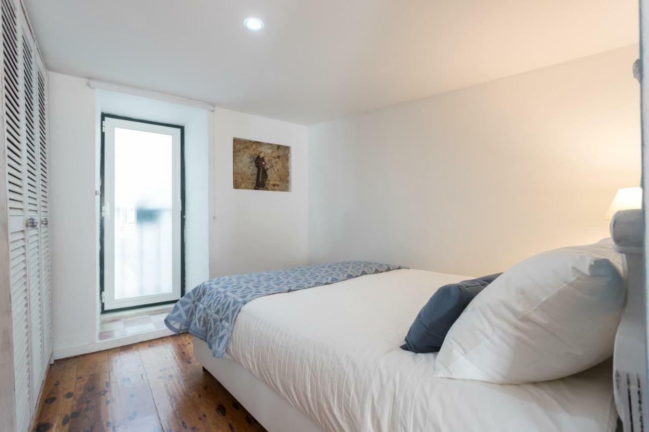 Charming Apartment Travessa Do Alcaide Lizbona Zewnętrze zdjęcie