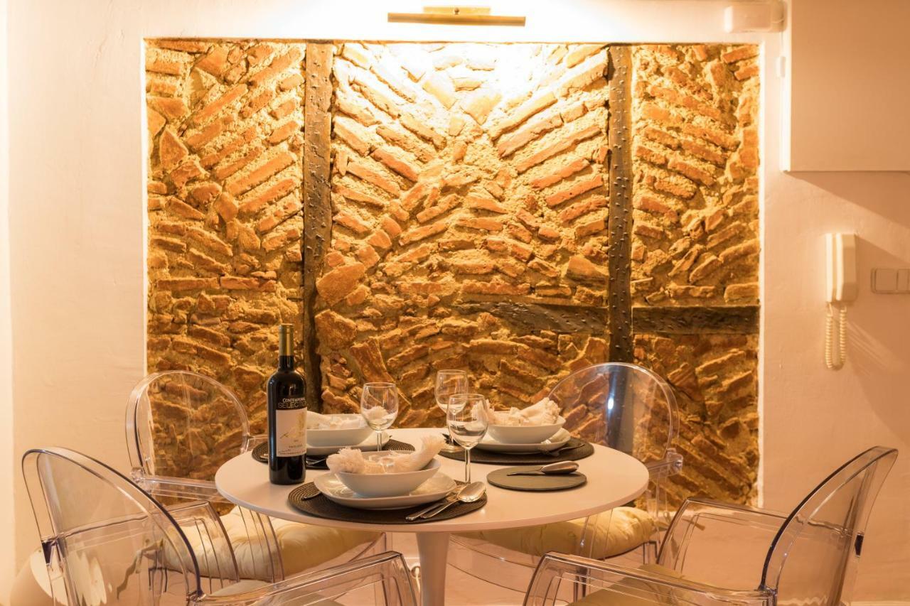 Charming Apartment Travessa Do Alcaide Lizbona Zewnętrze zdjęcie
